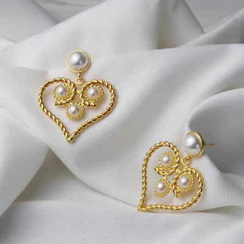 Delphine Heart-Shaped Pearl Hollow Earrings