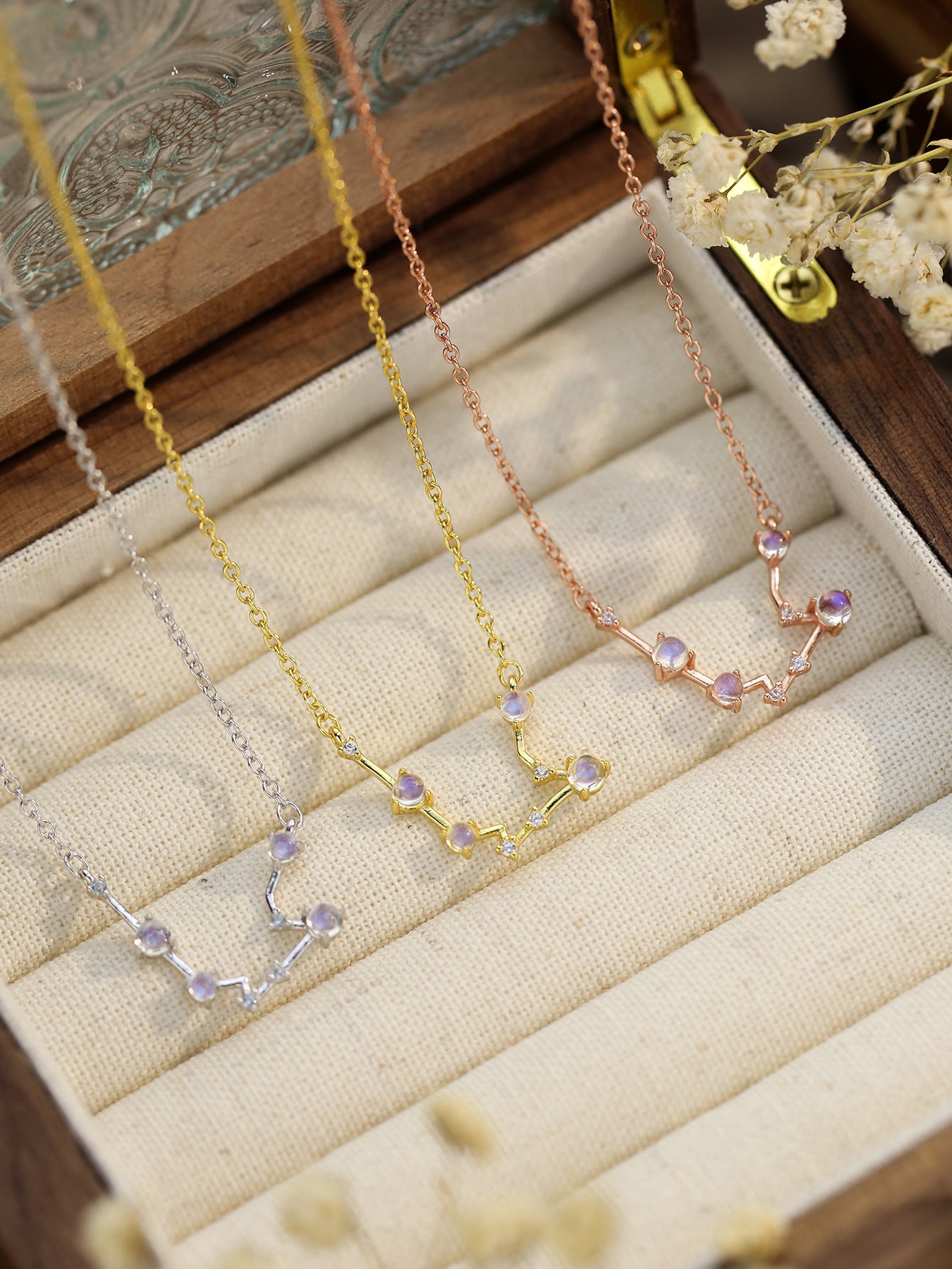 Una Zodiac Necklace