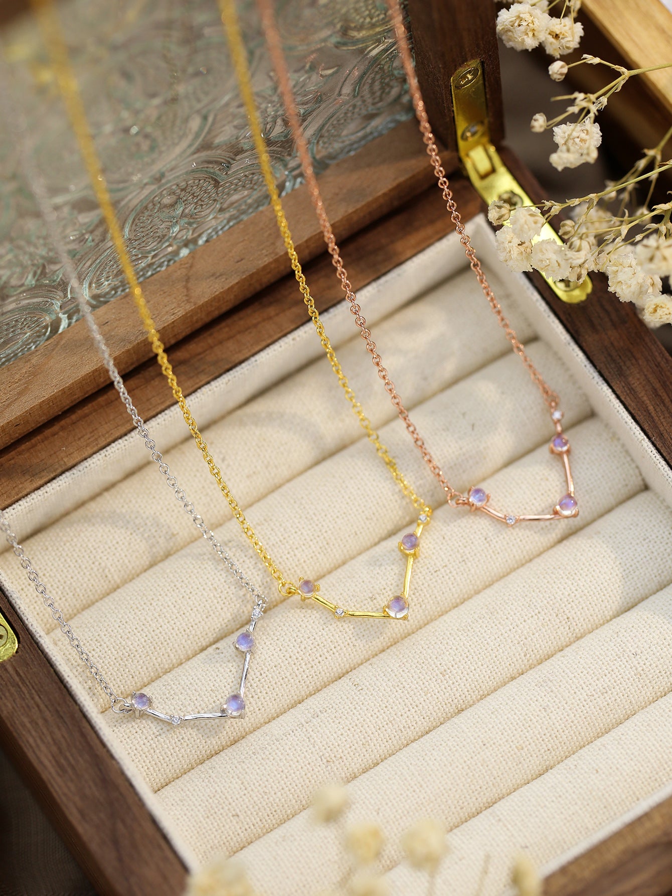 Una Zodiac Necklace