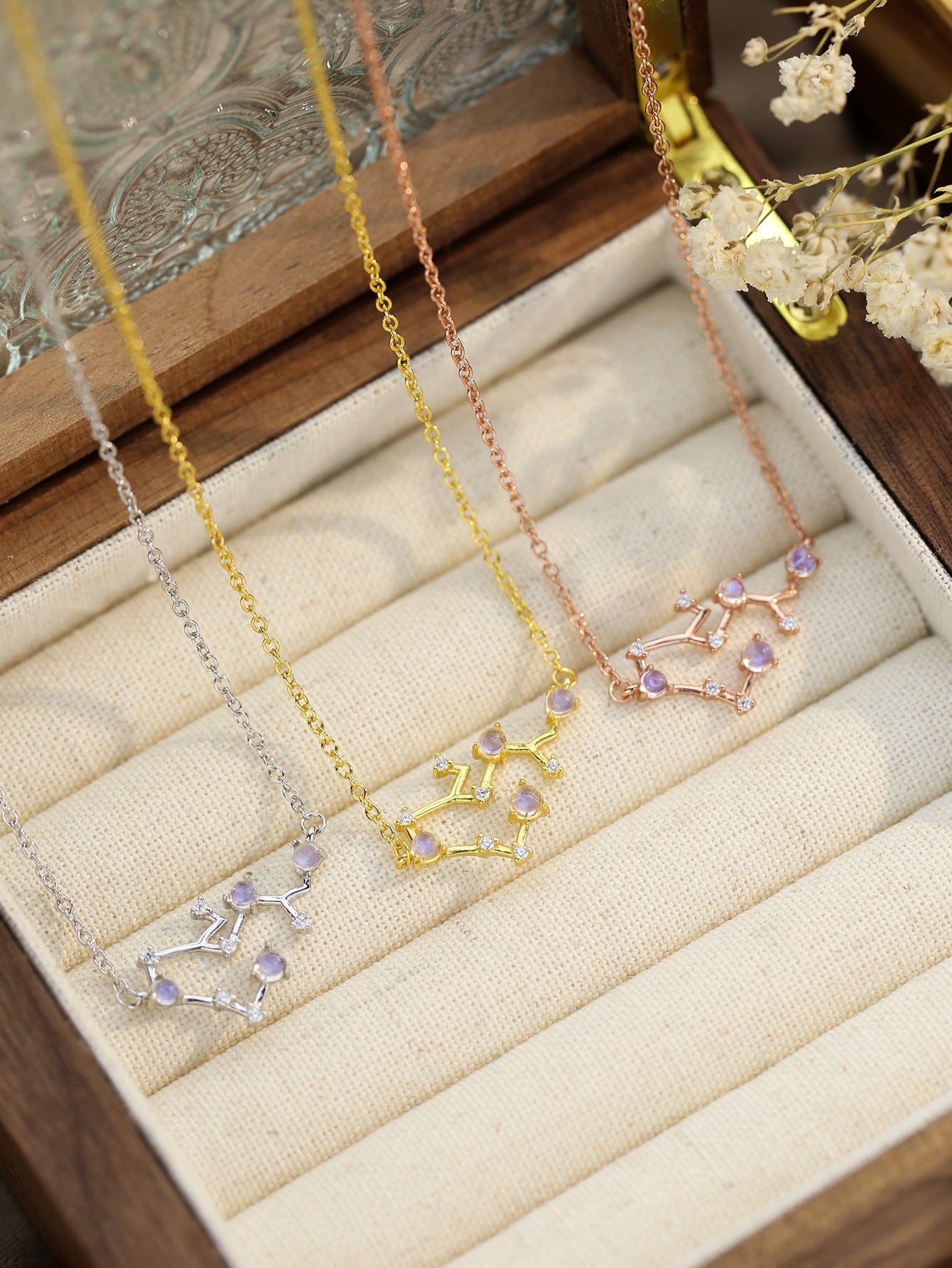 Una Zodiac Necklace