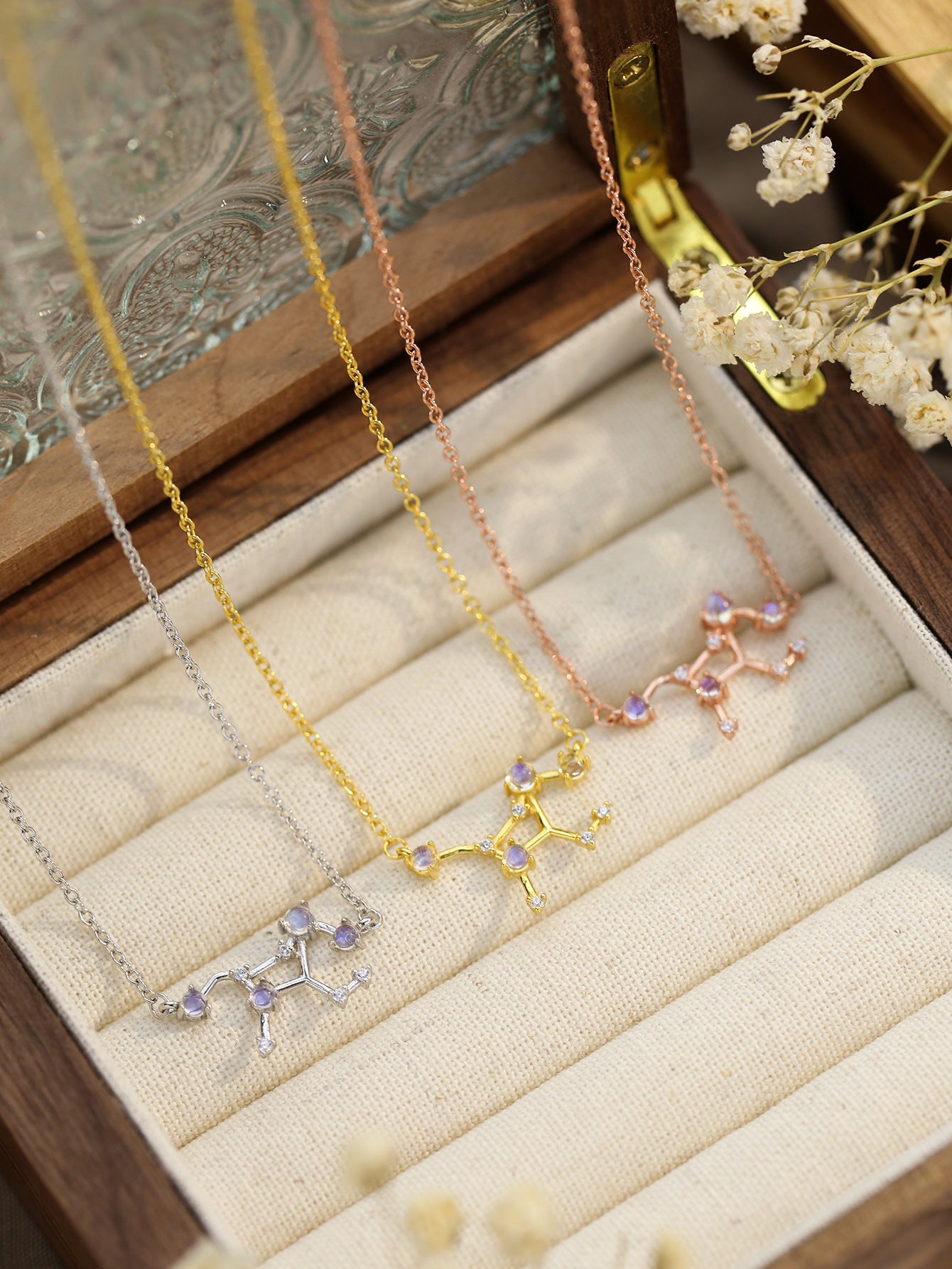 Una Zodiac Necklace