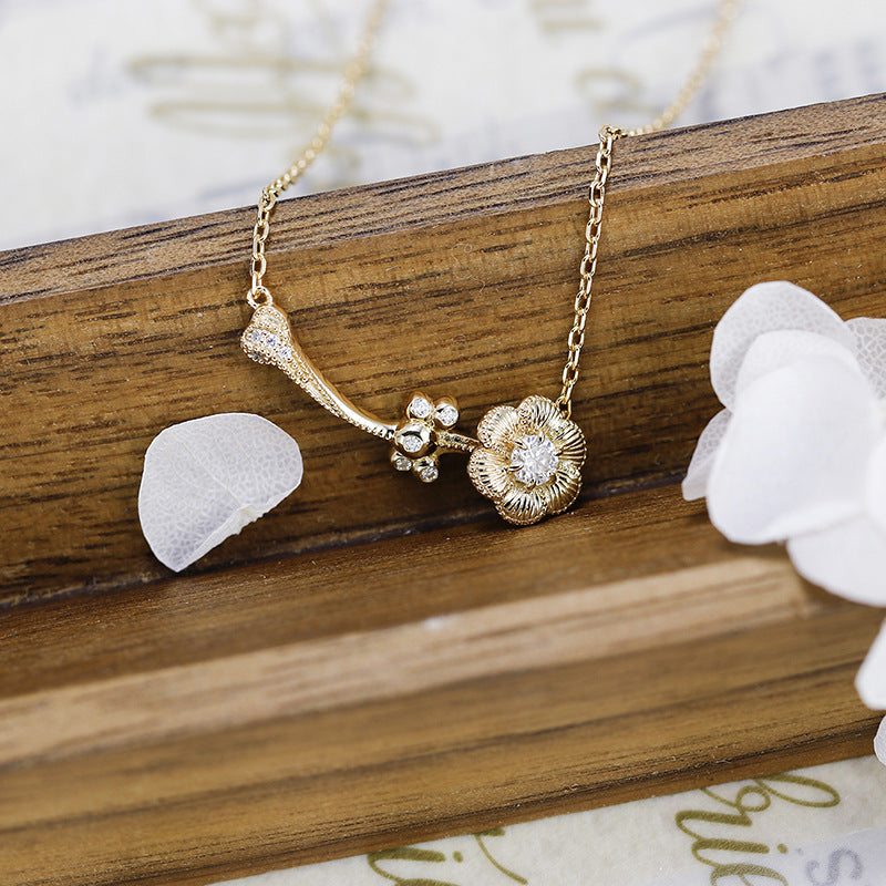 Golden Bloom Moissanite Necklace